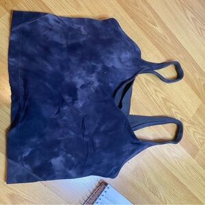 Lululemon align too pretty sure it’s a size 4